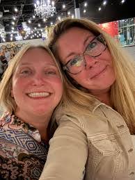 Amy Lenhart's Instagram, Twitter & Facebook