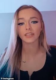 Where was zoe laverne born? Tiktok Star Zoe Laverne 19 Apologizes For Kissing 13 Year Old Fan In Leaked Video Rokzfast
