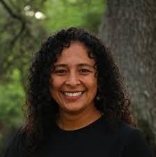 Donna Hume's Instagram, Twitter & Facebook