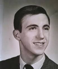 Robert Tidrick's Instagram, Twitter & Facebook