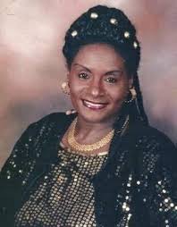 Vivian Beal's Instagram, Twitter & Facebook