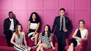 The bold type est le genre de série qui donne le peps ! The Bold Type Season 1 Recap Everything To Know Before Season 2 Teen Vogue
