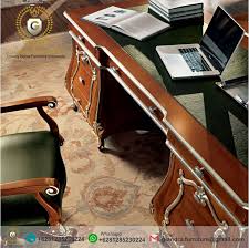 Ariadi jhon yang diduga kuat palsu, yang di dalam profilnya menyebut dirinya anggota tni au. Meja Kantor Direktur Jati Mewah Bombay Meja Direktur Jati Furniture Jati