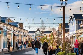 The Ultimate Christmas Shopping Destination Stad Black Friday Kerstboom