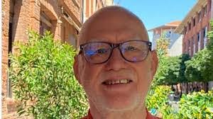 Bob Newland's Instagram, Twitter & Facebook