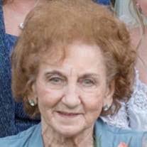 Gloria Snell's Instagram, Twitter & Facebook