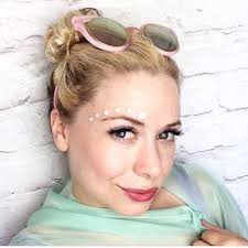 Meet Sophie Prescott with DIY Blonde