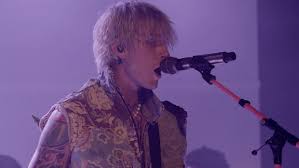 Machine gun kelly gift card. Live Bei Machine Gun Kelly Tickets To My Downfall Stream 01 10 2020