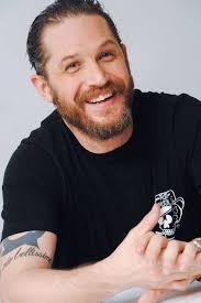 Tom Hardy smiling your blues away :) : r/LadyBoners