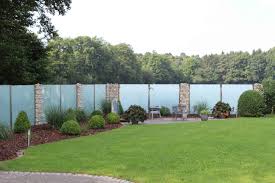 Sichtschutz Feng Mit Satiniertem Glas Glaszaun Garten Gabionen