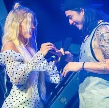 Whindersson Nunes é flagrado com suposta affair Renata Matos