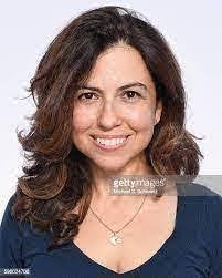 Lisa Corrow's Instagram, Twitter & Facebook