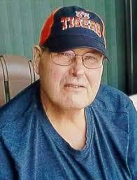 Barry Crenshaw's Instagram, Twitter & Facebook