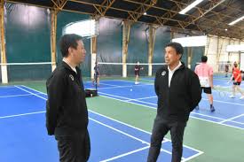 สนามแบดฯ ศูนย์กีฬาเบญจกิติ เปิดบริการอีกครั้ง วันนี้ –  สํานักงานประชาสัมพันธ์
