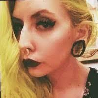 Shannon Strunk's Instagram, Twitter & Facebook