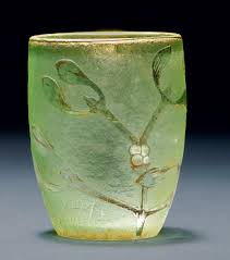 Daum Nancy Miniaturvase Um 1900 Hellgrunes Glas Geatzt Und Art Deco Glass Glass Art Daum