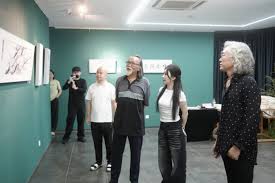 拈花问影——陈苗作品展在京举办- 《艺术传承》栏目组官网