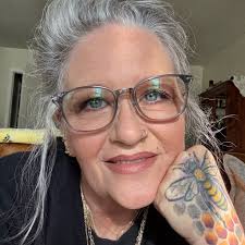 If anyone knows anything, if Ashli Ford has helped you. Speak out about  this. She sticks her neck out for people, it's time for you to pay her some  respect and get