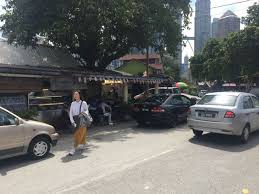 Warung owners on jalan raja muda musa are practically neighbours who know each other's kids, plants and number of cats. Life As A Food Hunter The Kampung Food Within The Modern City Steemit