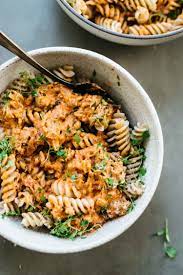 Pinterest Adelineleeuw Cozy Weeknight Staple Creamy Vegan Tomato Sauce Dolly And Oatmeal Healthy Recipes Recipes Food