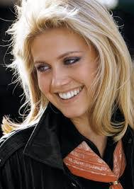 Lola Snyder's Instagram, Twitter & Facebook