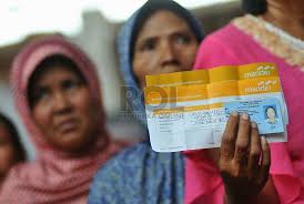 Pemerintah memberikan bantuan sosial (bansos) berupa bila tidak menerima pkh dan terdafar, maka dana akan diberikan langsung oleh pemerintah ke rekening kartu keluarga sejahtera (kks). Dinsos Sampang Temukan 55 Asn Terima Bantuan Pkh Republika Online