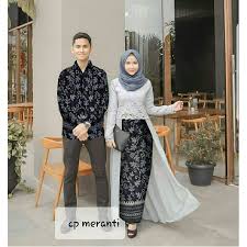 Apalagi, untuk dipakai pada kesempatan resmi. Couple Tunangan Kebaya Couple Lamaran Baju Lamaran Mewah Elegan Shopee Indonesia