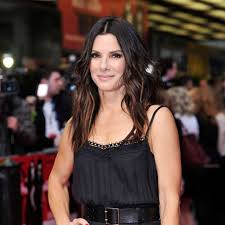 Jul 20, 2021 · sandra bullock adopted her eldest child, louis bardo bullock in january 2010 soon after his birth in new orleans, louisiana. Sandra Bullock Ihr Sohn Hat Vorrang Gala De
