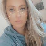 Christine Botting's Instagram, Twitter & Facebook