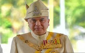 Sekitar istiadat pertabalan sultan perak ke 35. Terkini Sultan Perak Perkenan Terima Mb Perak Mengadap Hari Ini