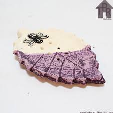 Mewarnai gambar pemandangan pantai mewarnai gambar 14 10 2019 kami memberikan kumpulan gambar untuk diwarnai dalam berbagai kategori dan salah satunya. Prakarya Tanah Liat Daun Tempat Permen Ungu Shopee Indonesia