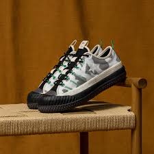Brain dead is a creative collective of artists and designers from around the world. Asphaltgold The Converse X Brain Dead Bosey Boot Ox Is Facebook