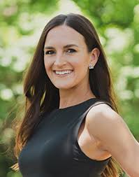 This Sprawling Turtle Creek Park Stunner Beautifully Combines Urban Living,  Nature, and Style