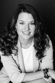 Tracey Haas's Instagram, Twitter & Facebook