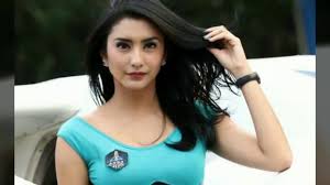 Remas payudara cewek seksi @aidil sabili подробнее. 15 Artis Indo Yang Mempuyai Payudara Besar Youtube
