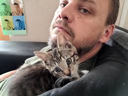 This is Hazel….idk if she knows she's just a cat