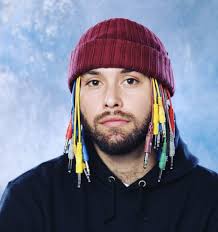 Kim Tillman's "Not Much" Is a Compelling, Semi-Abstract Art Piece