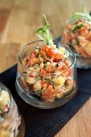 Olympic Recette De Notre Chef Invite Jonathan Garnier Tartare De Saumon Et Yogourt Aux Accents Asiatiques Salmon Tartare Tartare Recipe Appetizer Recipes