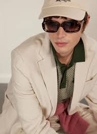 The Best Linen Suit Brands For Men: 2025 Edition