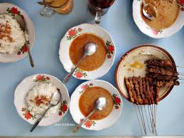 Entdecke rezepte, einrichtungsideen, stilinterpretationen und andere ideen zum ausprobieren. Sate Ayam Pak Kadirun Juaranya Sate Ayam Kampung Enak Di Blora