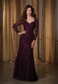 Pin By Estelle S Dressy Dresses On Boda De Gaby In 2020 Lace Evening Dresses Lace Evening Dress Long Groom Dress