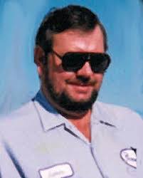 Richard Hollifield's Instagram, Twitter & Facebook