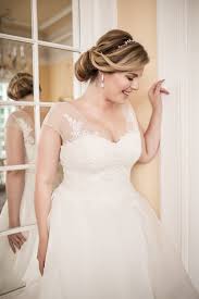 Bestellen sie maßgeschneiderte brautkleider zu günstigen preisen. Lovely In Plus Size Sissi Brautmoden Magdeburg