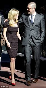 Reese Witherspoon On Her First Marriage To Ryan Phillipe I Was Ridiculously Young Daily Mail Online Reese witherspoon is looking lovely as she drops by a friend's place on monday (august.
