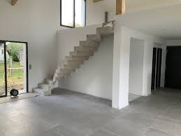 Scal In Audacieux Escalier Cremaillere Contemporain En Beton Brut De Decoffrage A Angresse Dans Les Landes Pour Escalier Contemporain Escalier Escalier Beton