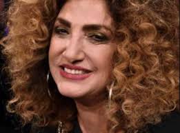 Il siciliano oggi ha 71 anni ed è apparso in tv dopo tanti anni lontani dai riflettori. Marcella Bella Chi E Marito Mario Merello Figli Eta Altezza Fratello Gianni Bella Vita Privata Carriera
