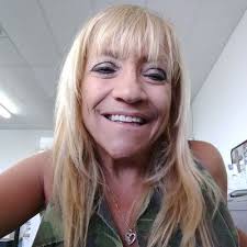 Angela Falcioni (@afalcioni1)