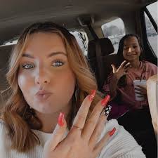 Daisy Basinger🎀🌟 (@basinger03)