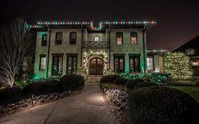 Red Green And White Christmas Lights White Green Red Roofline Lights Light Up Nashville