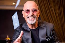 Howie Mandel: Life Is Funny That Way | City Life Vaughan Lifestyle Magazine